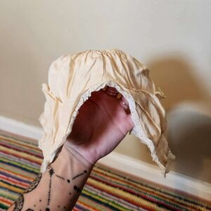 Vintage 1930s Hibeo Silk & Lace Baptism Bonnet - Delicate Christening Bonnet